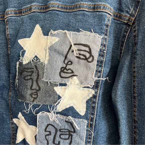 Bershka Girl BSKGIRL Denim Jacket Patches Stars Jean Jacket Girls Size XS - Picture 10 of 11